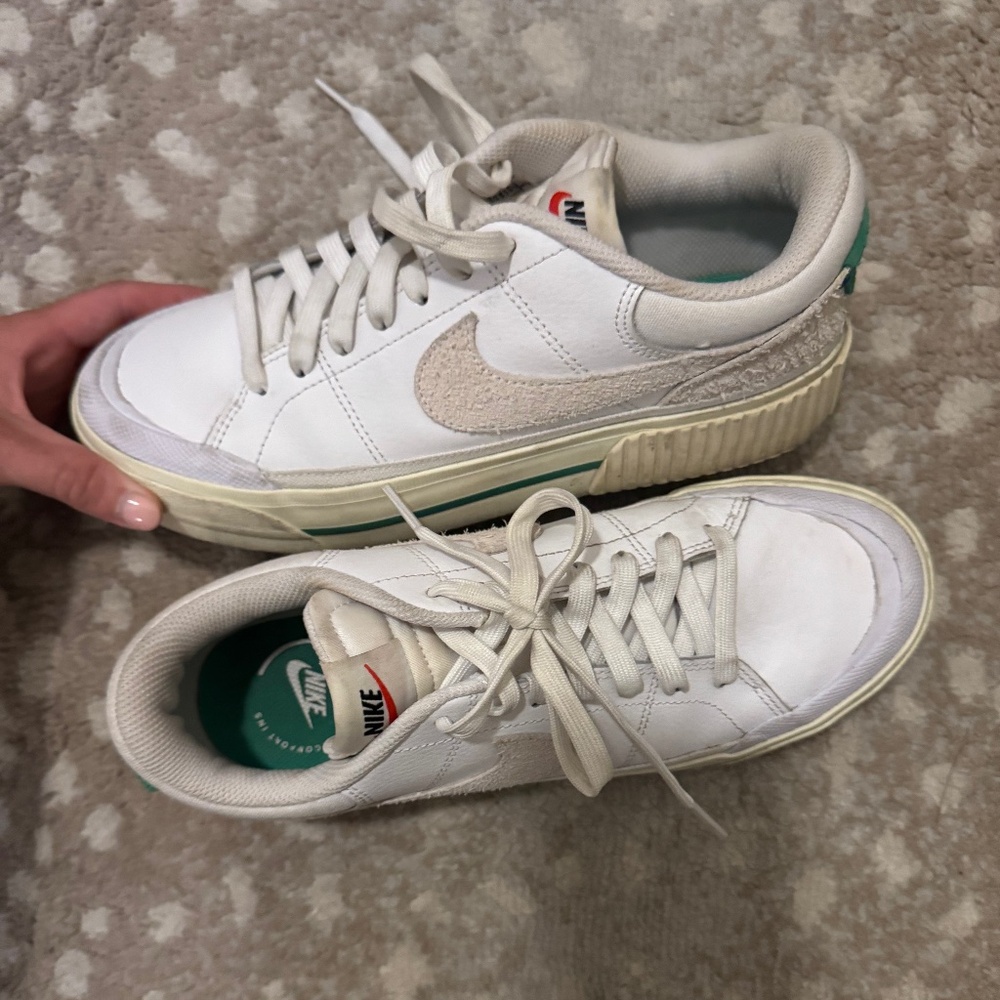 Nike Court Legacy Lift